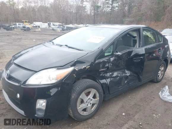 2011 Toyota Prius I with VIN JTDKN3DU2B1385471, listed as a IAAI auction lot 42017682 with 136,304 mi miles. Bid and sale history available at carsss.com. Image 2.