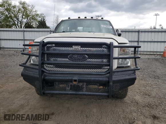 2013 Ford F-250 XL with VIN 1FT7W2BT0DEA61387, listed as a Copart auction lot 53798935 with 156,392 mi miles and Salvage title. Bid and sale history available at DreamBid. Image 5.