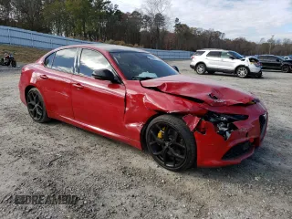 2020 Alfa Romeo Giulia with VIN ZARFAMAN5L7637380, listed as a Copart auction lot 68599972 with 0 mi miles. Bid and sale history available at carsss.com. Image 4.