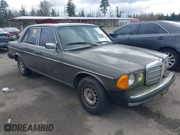 1985 Mercedes-Benz 300 with VIN WDBAB33C5FA233413, listed as a IAAI auction lot 41933343 with 110,651 mi miles and . Bid and sale history available at DreamBid. Image 1.