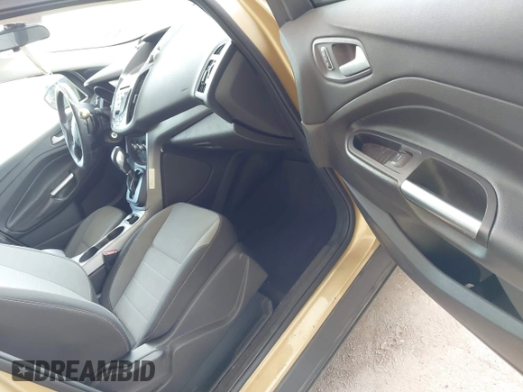 2014 Ford Escape SE with VIN 1FMCU9GX2EUC04173, listed as a IAAI auction lot 42745018 with Not provided miles and . Bid and sale history available at DreamBid. Image 5.