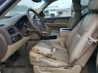 2007 GMC Yukon XL SLT with VIN 1GKFC16027R424790, listed as a Copart auction lot 53789945 with 239,664 mi miles and Salvage Title. Bid and sale history available at carsss.com. Image 7.