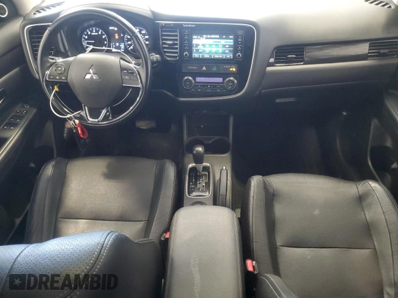 2016 Mitsubishi Outlander SE with VIN JA4AZ3A30GZ038641, listed as a Copart auction lot 56382595 with 82,863 mi miles and Non repairable. Bid and sale history available at DreamBid. Image 8.