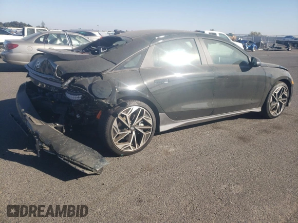 2023 Hyundai Ioniq 6 SEL z VIN KMHM34AA7PA032189, wystawiony jako Copart lot #71499803 z przebiegiem 2848 mil mil oraz . Historia ofert i sprzedaży dostępna na DreamBid. Obrazek 3.
