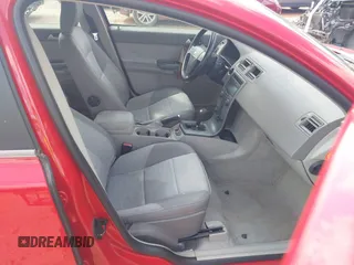 2004 Volvo S40 z VIN YV1MS382842027485, wystawiony jako IAAI lot #42179844 z przebiegiem 126 736 mil mil oraz . Historia ofert i sprzedaży dostępna na DreamBid. Obrazek 5.