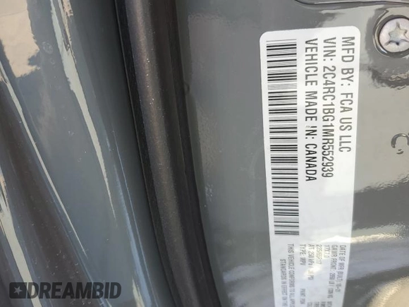 2021 Chrysler Pacifica Touring L with VIN 2C4RC1BG1MR552939, listed as a Copart auction lot 45279645 with 67,229 mi miles and Salvage Title. Bid and sale history available at DreamBid. Image 15.