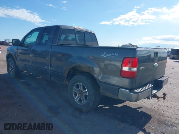 2006 Ford F-150 XLT z VIN 1FTPX14V26KC91250, wystawiony jako IAAI lot #42608663 z przebiegiem 303 991 mil mil oraz . Historia ofert i sprzedaży dostępna na DreamBid. Obrazek 3.
