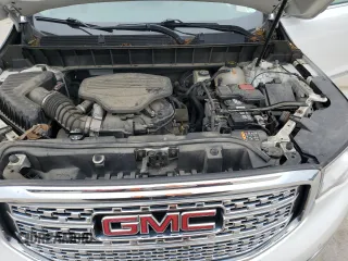 2017 GMC Acadia Denali with VIN 1GKKNXLS1HZ148329, listed as a Copart auction lot 59635205 with 123,298 mi miles and Salvage title. Bid and sale history available at DreamBid. Image 12.