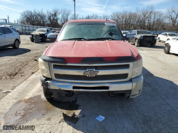 2013 Chevrolet Silverado 1500 LT with VIN 1GCRCSE01DZ136903, listed as a Copart auction lot 46190105 with 207,432 mi miles and Salvage Title. Bid and sale history available at carsss.com. Image 5.