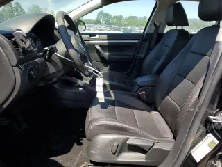 2010 Volkswagen Jetta Limited Edition with VIN 3VWAZ7AJ5AM113660, listed as a Copart auction lot 54730925 with 103,103 mi miles and Salvage title. Bid and sale history available at DreamBid. Image 7.