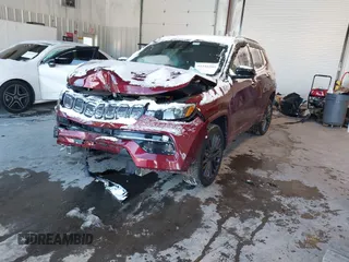 2022 Jeep Compass High Altitude with VIN 3C4NJDCB9NT202983, listed as a IAAI auction lot 41216305 with 27,807 mi miles and . Bid and sale history available at carsss.com. Image 17.