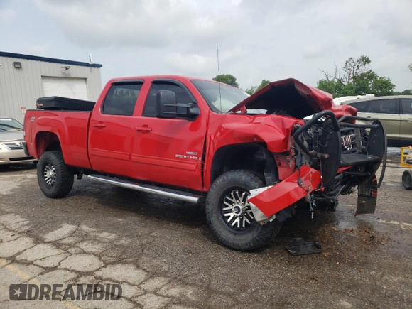 2009 GMC Sierra 2500HD SLT z VIN 1GTHK63679F119335, wystawiony jako Copart lot #56906825 z przebiegiem 368 067 mil mil oraz Szkoda całkowita • Salvage title. Historia ofert i sprzedaży dostępna na DreamBid. Obrazek 4.