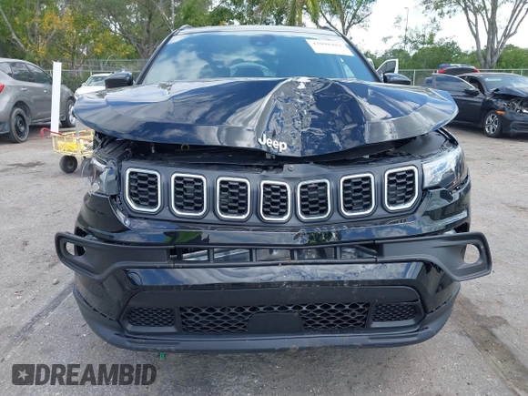 2025 Jeep Compass Latitude с VIN 3C4NJDBN9ST569440, выставлен на аукционе IAAI как лот 42098482 с пробегом 2 575 миль миль и . История ставок и продаж доступна на DreamBid. Изображение 13.