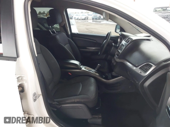 2017 Dodge Journey SXT z VIN 3C4PDDBG2HT595307, wystawiony jako IAAI lot #41813975 z przebiegiem 192 659 mil mil oraz . Historia ofert i sprzedaży dostępna na DreamBid. Obrazek 5.