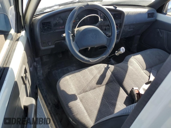 1994 Toyota Pickup z VIN JT4RN81AXR5183793, wystawiony jako Copart lot #44929505 z przebiegiem 122 615 mil mil oraz Szkoda całkowita • Salvage title. Historia ofert i sprzedaży dostępna na DreamBid. Obrazek 8.