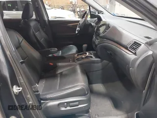 2019 Honda Pilot EX-L with VIN 5FNYF6H51KB099825, listed as a IAAI auction lot 42421688 with 51,370 mi miles and . Bid and sale history available at DreamBid. Image 5.