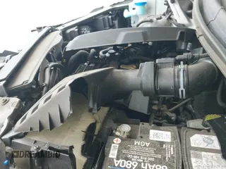 2019 Volkswagen Tiguan S с VIN 3VV1B7AXXKM050067, выставлен на аукционе IAAI как лот 42645660 с пробегом 37 131 миль миль и . История ставок и продаж доступна на DreamBid. Изображение 19.