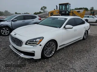 2020 Kia K900 z VIN KNAS34J63L6022437, wystawiony jako Copart lot #70668724 z przebiegiem 48 742 mil mil oraz Szkoda całkowita • Salvage title. Historia ofert i sprzedaży dostępna na DreamBid. Obrazek 1.