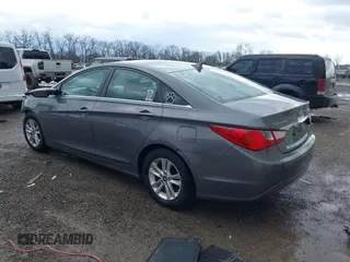 2011 Hyundai Sonata GLS with VIN 5NPEB4AC7BH086333, listed as a IAAI auction lot 41620097 with 102,429 mi miles. Bid and sale history available at carsss.com. Image 3.