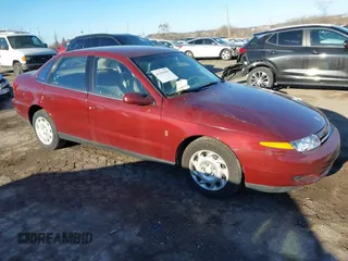 2001 Saturn LS z VIN 1G8JU52F41Y561483, wystawiony jako IAAI lot #41456949 z przebiegiem 130 852 mil mil oraz . Historia ofert i sprzedaży dostępna na DreamBid. Obrazek 1.