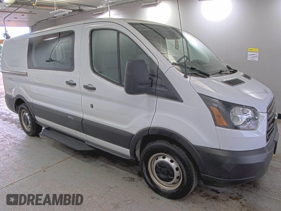 2019 Ford Transit with VIN 1FTYE1YM0KKB31938, listed as a IAAI auction lot 42667322 with 196,239 mi miles and . Bid and sale history available at DreamBid. Image 9.