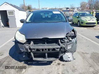 2012 Ford Focus SE with VIN 1FAHP3F23CL287402, listed as a IAAI auction lot 41814364 with 181,686 mi miles. Bid and sale history available at carsss.com. Image 12.