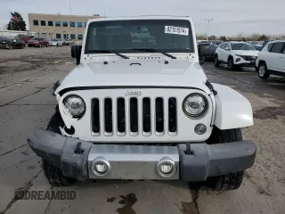 2018 Jeep Wrangler JK Unlimited Sahara with VIN 1C4HJWEG0JL923653, listed as a Copart auction lot 82151514 with 108,737 mi miles and Non Repairable. Bid and sale history available at carsss.com. Image 5.
