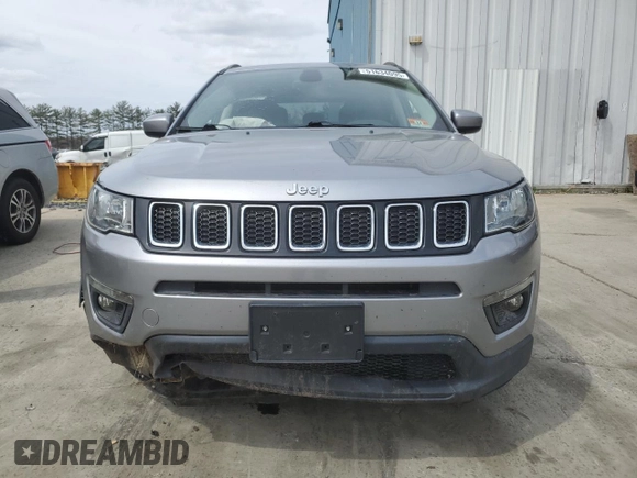 2018 Jeep Compass Latitude with VIN 3C4NJDBBXJT230562, listed as a Copart auction lot 51634095 with 74,464 mi miles and Salvage Title. Bid and sale history available at carsss.com. Image 5.