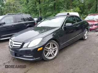2013 Mercedes-Benz E 350 с VIN WDDKK5KF3DF185509, выставлен на аукционе IAAI как лот 42371512 с пробегом 152 462 миль миль и . История ставок и продаж доступна на DreamBid. Изображение 17.