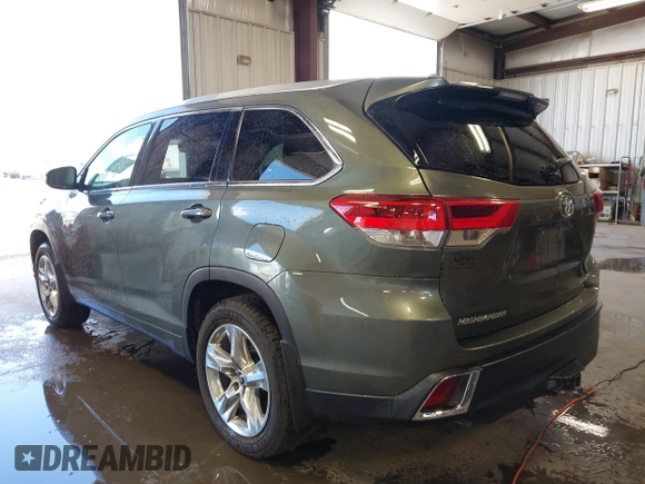 2019 Toyota Highlander Limited with VIN 5TDDZRFH3KS917491, listed as a IAAI auction lot 42602597 with 101,034 mi miles and . Bid and sale history available at DreamBid. Image 3.