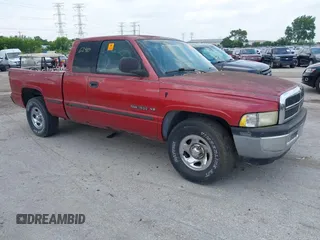 1998 Dodge 1500 z VIN 3B7HC13Y9WG160903, wystawiony jako IAAI lot #42466240 z przebiegiem Nie podano mil oraz . Historia ofert i sprzedaży dostępna na DreamBid. Obrazek 1.