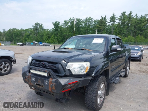 2013 Toyota Tacoma with VIN 3TMLU4EN4DM117239, listed as a IAAI auction lot 42494359 with 239,635 mi miles and . Bid and sale history available at DreamBid. Image 18.