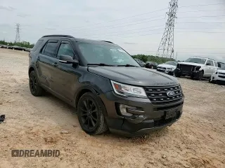 2017 Ford Explorer XLT with VIN 1FM5K7D81HGD62121, listed as a Copart auction lot 53132825 with 63,050 mi miles and Salvage title. Bid and sale history available at DreamBid. Image 12.