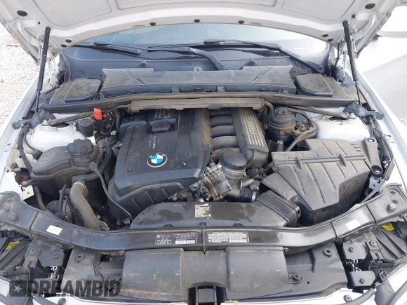 2013 BMW 3 Series 328i с VIN WBADW7C55DE734414, выставлен на аукционе IAAI как лот 42685123 с пробегом 72 180 миль миль и . История ставок и продаж доступна на DreamBid. Изображение 10.