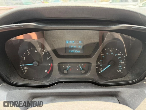 2015 Ford Transit XL z VIN 1FBZX2ZM1FKA63257, wystawiony jako Copart lot #63822515 z przebiegiem 198 249 mil mil oraz Czysty tytuł • Clean title. Historia ofert i sprzedaży dostępna na DreamBid. Obrazek 8.