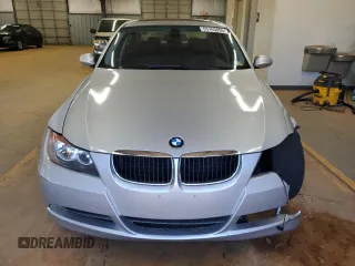 2006 BMW 3 Series 325i with VIN WBAVB13546KR64463, listed as a Copart auction lot 55765055 with 236,997 mi miles and Salvage title. Bid and sale history available at DreamBid. Image 5.