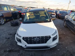 2024 Hyundai Venue SEL with VIN KMHRC8A39RU327634, listed as a IAAI auction lot 41185940 with 1,486 mi miles and . Bid and sale history available at DreamBid. Image 12.