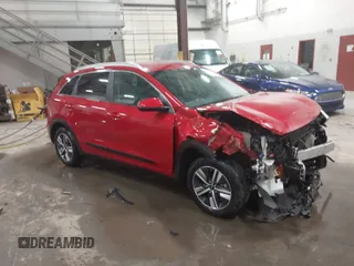 2022 Kia Niro LXS with VIN KNDCB3LC0N5549786, listed as a IAAI auction lot 41878530 with 25,295 mi miles. Bid and sale history available at carsss.com. Image 1.