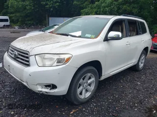 2010 Toyota Highlander with VIN 5TDBK3EH5AS011531, listed as a IAAI auction lot 42521352 with 198,605 mi miles and . Bid and sale history available at DreamBid. Image 18.