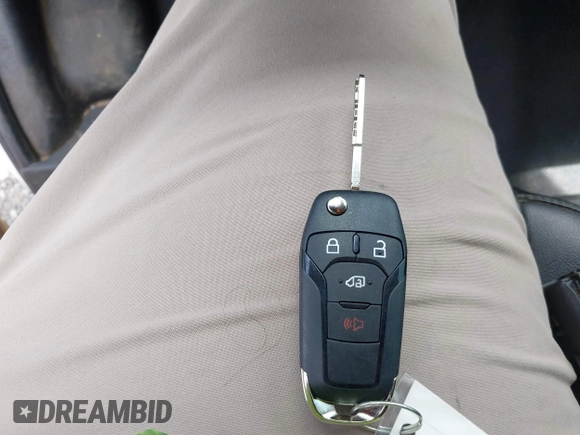 2023 Ford Transit Cargo с VIN 1FTBR1Y88PKA76644, выставлен на аукционе IAAI как лот 42382300 с пробегом 42 299 миль миль и . История ставок и продаж доступна на DreamBid. Изображение 11.