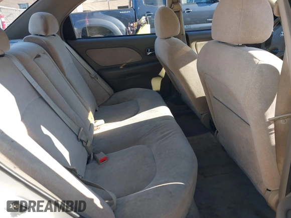 2002 Hyundai Sonata with VIN KMHWF25S92A571901, listed as a IAAI auction lot 41404038 with 133,316 mi miles. Bid and sale history available at carsss.com. Image 8.