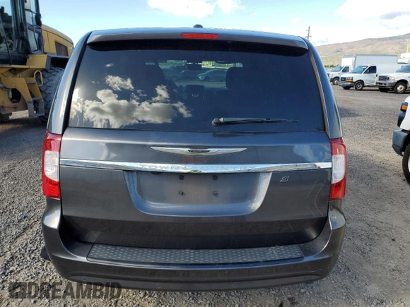 2015 Chrysler Town & Country S with VIN 2C4RC1HG9FR597654, listed as a Copart auction lot 84701374 with 79,980 mi miles and Salvage Title. Bid and sale history available at DreamBid. Image 6.