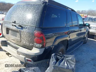 2004 Chevrolet TrailBlazer EXT LT with VIN 1GNET16S546225181, listed as a IAAI auction lot 41668586 with 1 mi miles. Bid and sale history available at carsss.com. Image 4.