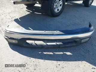 2002 Toyota Tacoma z VIN 5TENL42N92Z064523, wystawiony jako IAAI lot #42228845 z przebiegiem 305 172 mil mil oraz . Historia ofert i sprzedaży dostępna na DreamBid. Obrazek 12.