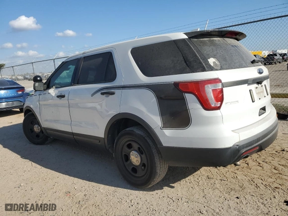 2017 Ford Police Interceptor Utility with VIN 1FM5K8AT8HGC35560, listed as a Copart auction lot 77770294 with 45,405 mi miles and Salvage Title. Bid and sale history available at carsss.com. Image 2.