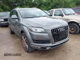 2015 Audi Q7 Premium Plus z VIN WA1LGAFE5FD019091, wystawiony jako IAAI lot #42484106 z przebiegiem 140 999 mil mil oraz . Historia ofert i sprzedaży dostępna na DreamBid. Obrazek 1.