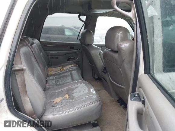 2006 Cadillac Escalade z VIN 1GYEK63N96R105841, wystawiony jako IAAI lot #41550887 z przebiegiem 311 218 mil mil oraz . Historia ofert i sprzedaży dostępna na DreamBid. Obrazek 8.
