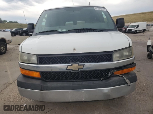 2014 Chevrolet Express Passenger LT with VIN 1GAZG1FGXE1157798, listed as a Copart auction lot 64301595 with 272,982 mi miles and Clean title. Bid and sale history available at DreamBid. Image 5.