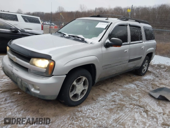 2004 Chevrolet TrailBlazer EXT LS with VIN 1GNET16S346226037, listed as a IAAI auction lot 41565416 with 193,534 mi miles. Bid and sale history available at carsss.com. Image 2.
