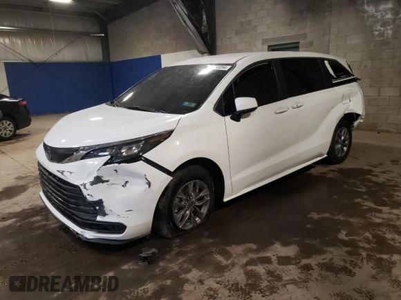 2024 Toyota Sienna LE with VIN 5TDKSKFC8RS111034, listed as a Copart auction lot 73759094 with 0 mi miles and Salvage Title. Bid and sale history available at carsss.com. Image 1.
